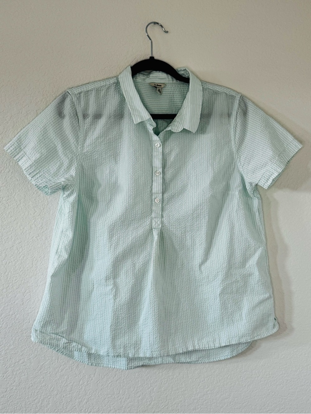 L.L. Bean Vacationland Seersucker Short-Sleeve Popover Green White Stripe